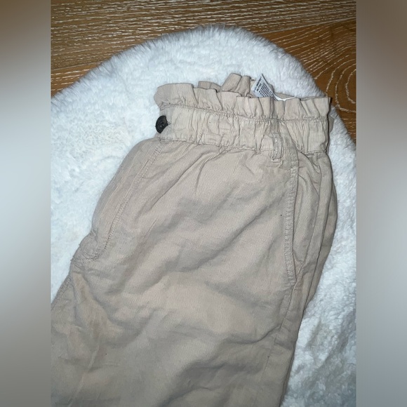 New without tag Zara Corduroy Beige Pants - Picture 4 of 10